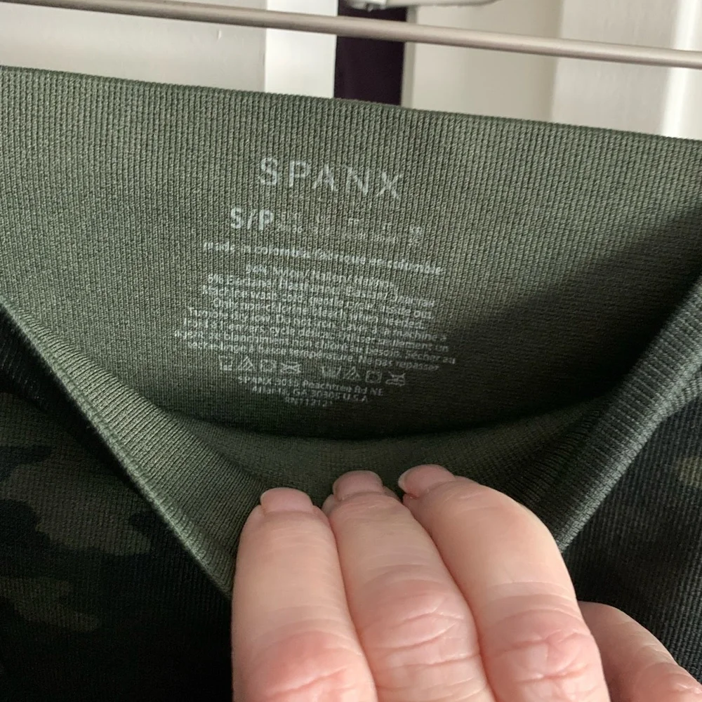 Spanx Look at me Now Leggings Size S